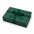 Geschenkbox 35 x 25 x 8 cm aus Karton in Dunkelgrün mit Schleifenband